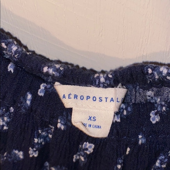 Top - Picture 2 of 3